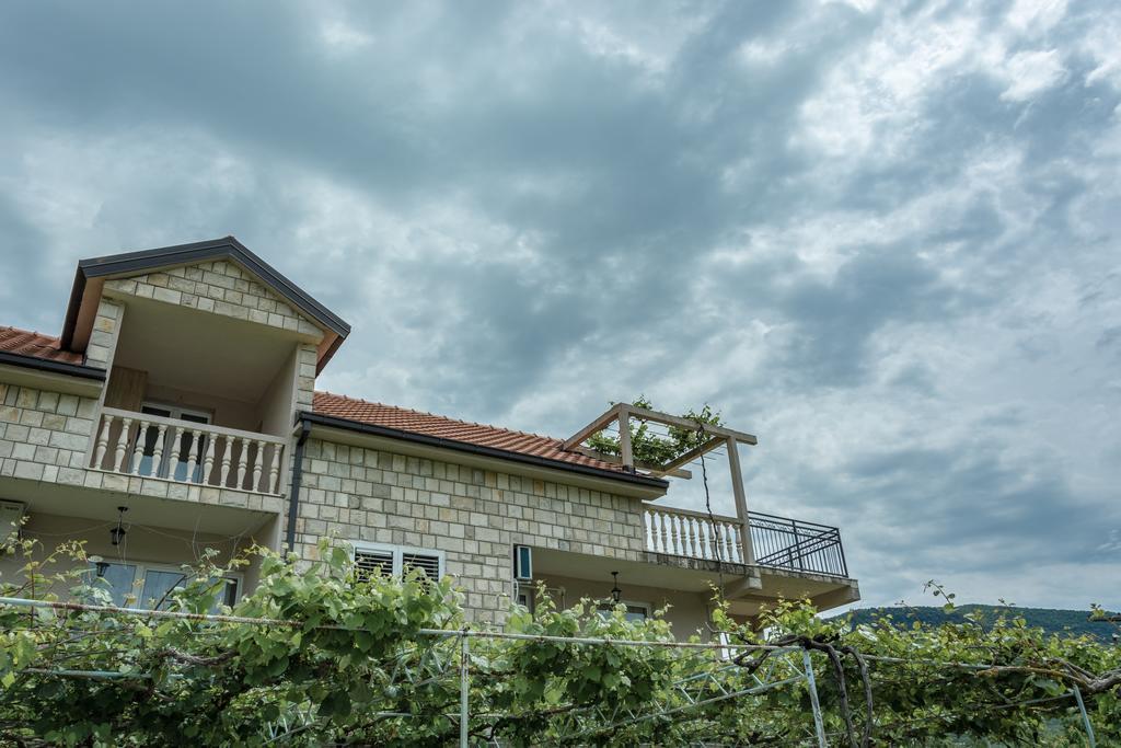 Apartmani Mendula Budva Exterior foto